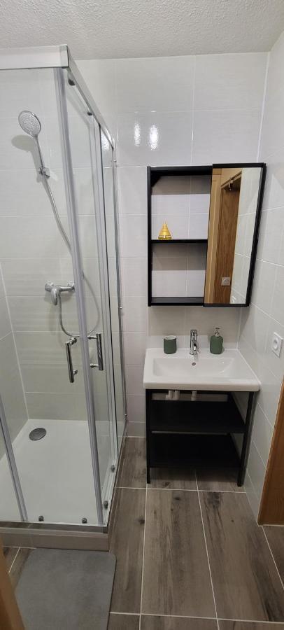 Appartement Mouflon Rdc Balcon Plein Sud Garage Font-romeu